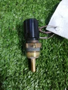 ������ ����������� Mitsubishi Lancer 10 2008 MR985034 CY2A 4A91 MR985034 ����