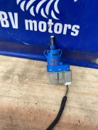 ������ ������ ������� (����-�������) Volvo V40 2015 50940340 MB4164T B4164T 50940340 ����