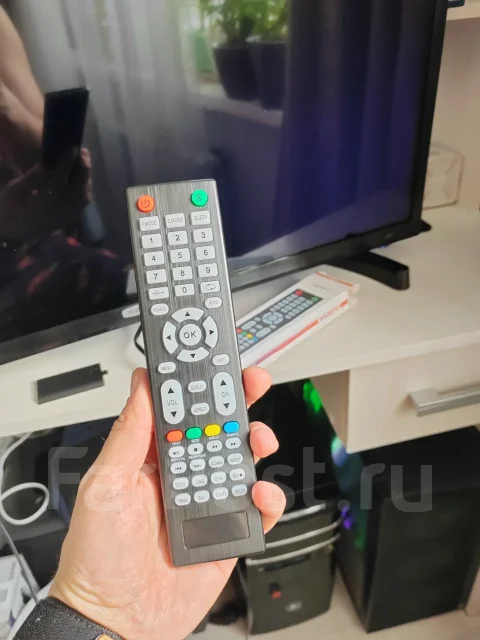 ����� HD 32C1090. LED ����