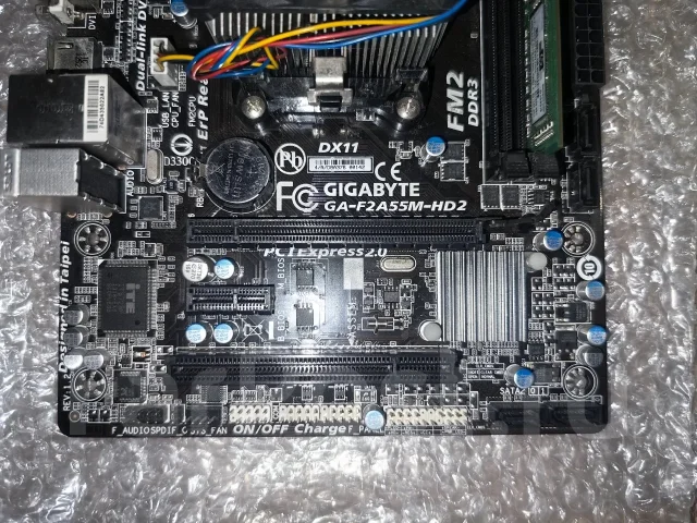 Socket FM2 ����