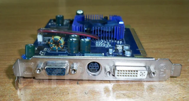 ATI Radeon ����