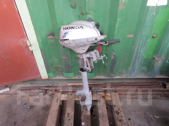 Honda. 2��.�., 4-�������, ����������, ���� S (381 ��), 2005 ��� ����