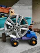 Skoda. 7.0x17", 5x112, ET40, �� 57,1���. ����