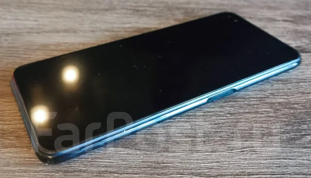 Realme 6 Pro. �/�, 128 ��, 3G, 4G LTE, Dual-SIM, NFC ����