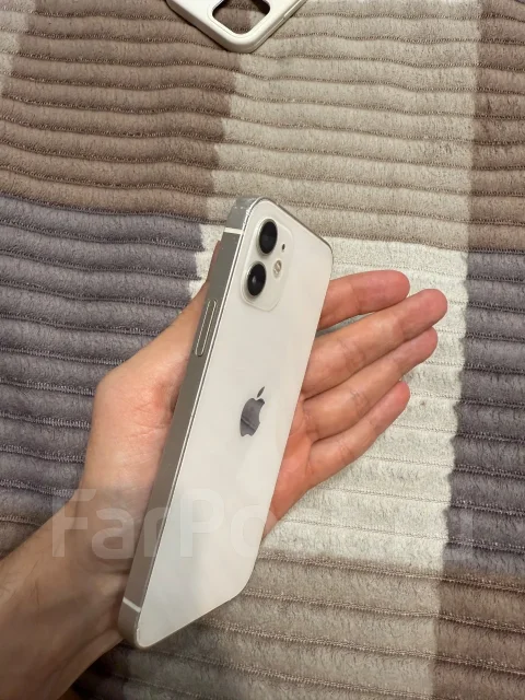 Apple iPhone 12. �/�, 64 ��, �����, 3G, 4G LTE, ������������ ������� ����
