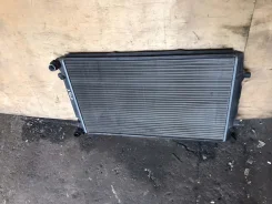 �������� �������� Volkswagen Jetta 5 2003-2009 1K0121251R 1K0121251R ����