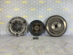 ����� ��������� Chevrolet Cruze 55582938 J300 F18D4 55582938 ����