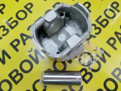 ������� Mitsubishi Fuso Canter PZ32 FE72C 4M51 PZ32 ����