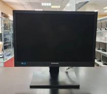 Samsung. 19", ���������� �� (LCD, LED, QLED) ����
