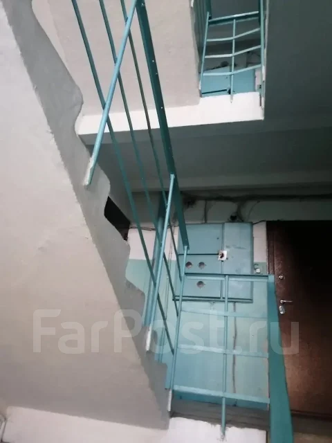 1-���������, ����� ����������� (�. �������) 9. �������, ���������, 32���.��., 4/5 ����. ������� ������ ����