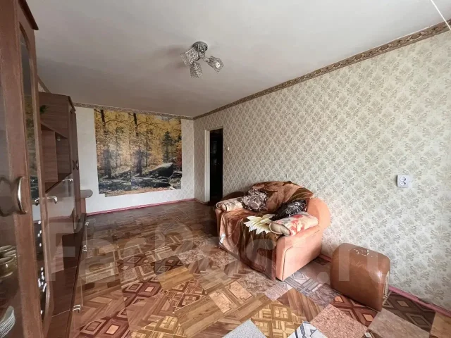 2-���������, ����� 25 ��� ��������� 11. 4 �����, ���������, 45,6���.��., 5/5 ���� ����