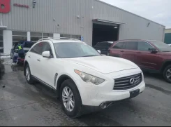 Infiniti FX37 ����