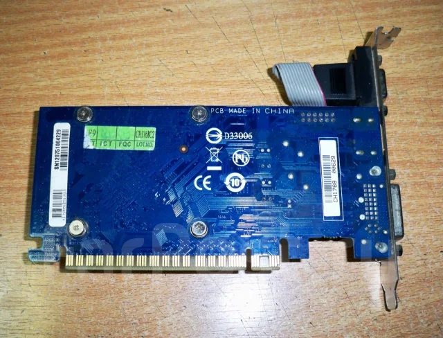 GeForce GT 210 ����