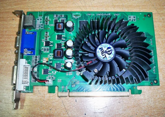 GeForce 8400 GS ����