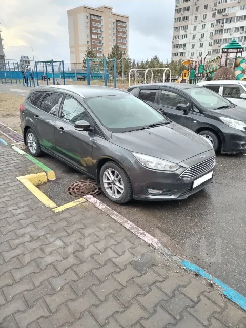 Ford Focus. ��������, ��������, 1.6 (125��.�.), ������, 108 500����. �� ����