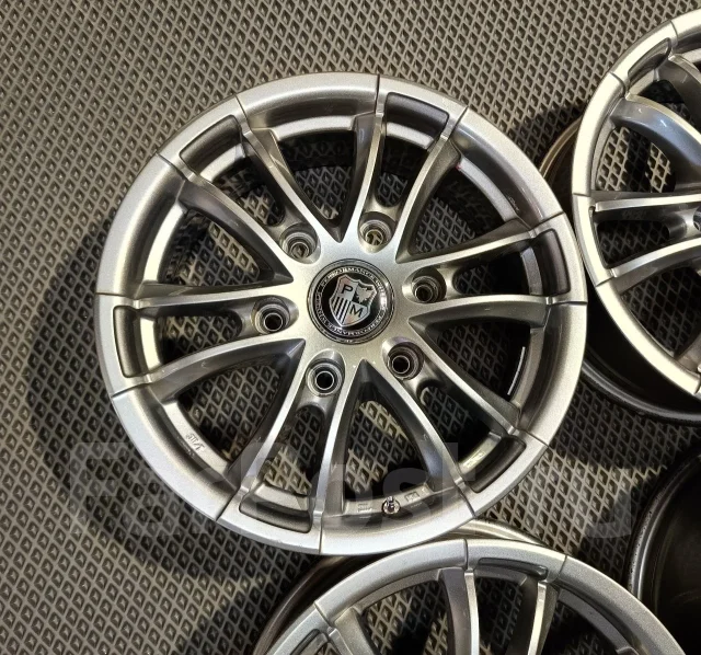 Performance Wheels. 6.0x15", 6x139.7, ET32, �� 110,1���. ����