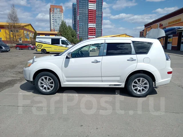 Mitsubishi Outlander. �������, 4wd, 3.0 (220��.�.), ������, 330 000����. �� ����