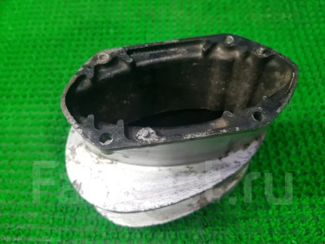 ��������� YAMAHA P165 647452111037 ����