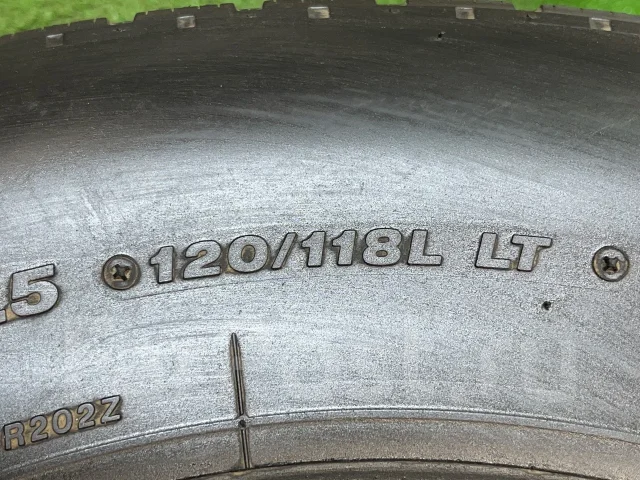 Bridgestone R202. ������, 2017 ���, �/�, ����� 5 % ����