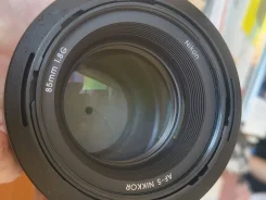 Nikon. ������� ������� 67 �� ����