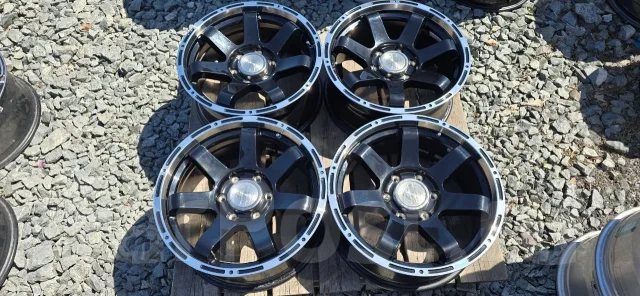 Hot Stuff Mad Cross. 8.0x18", 6x139.7, ET25 ����