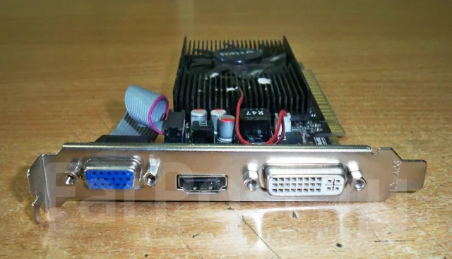 GeForce GT 210 ����