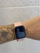 Apple Watch SE. GPS, NFC ����