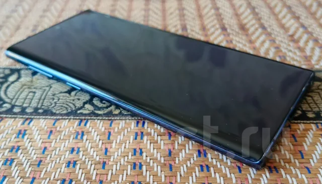 Samsung Galaxy Note 10. �/�, 256 ��, ������, 3G, 4G LTE, Dual-SIM, ����������, ������������ ������� ����