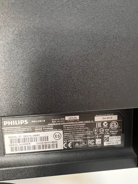 Philips. 22", ���������� �� (LCD, LED, QLED) ����