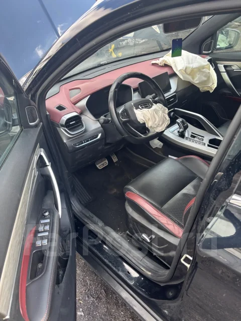 Geely Coolray SX11. DA41KE5 ����