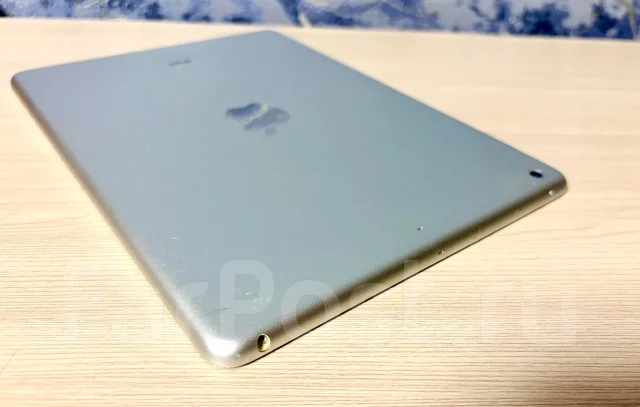 Apple iPad Air 1. 9.7 ������, ������ 16 �� ����