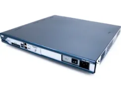 ������������� Cisco 2811 256MB/64MB 4xHWIC/WIC/VIC/VWIC 1xNM/NME 2xPVDM2 2xUSB ����