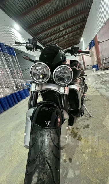 Triumph Rocket III. 2 500����. ��., ��������, ���������, ��� ������� ����