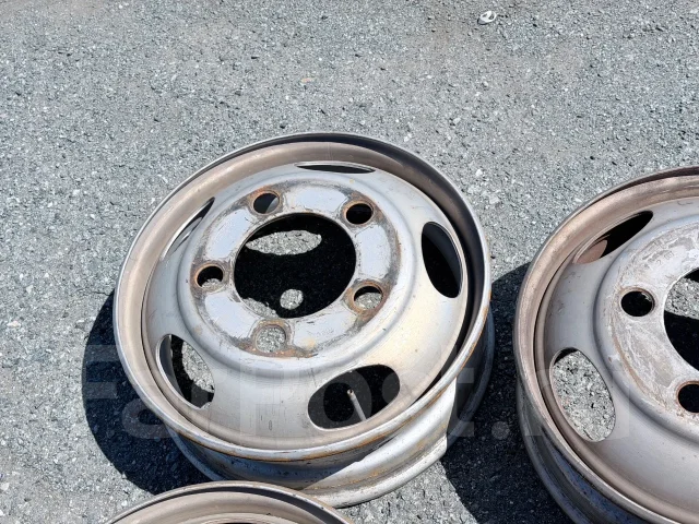 Mitsubishi. 5.25x17.5", 5x203.2, ET115, �� 150���. ����