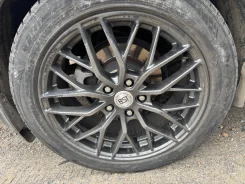 Helo. x18", 5x114.3 ����