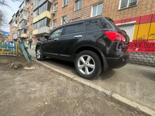 Nissan Dualis. ��������, ��������, 2.0 (137��.�.), ������, 204����. �� ����