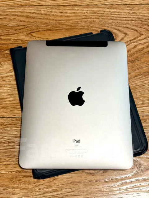 Apple iPad 1. 9.7 ������, ������ 32 �� ����