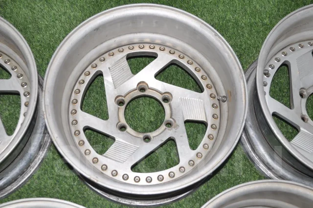 Epsilon. 8.5x17", 6x139.7, ET-40, �� 110���. ����