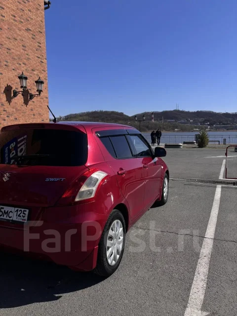 Suzuki Swift. ��������, ��������, 1.0 (91��.�.), ������, 204 000����. �� ����
