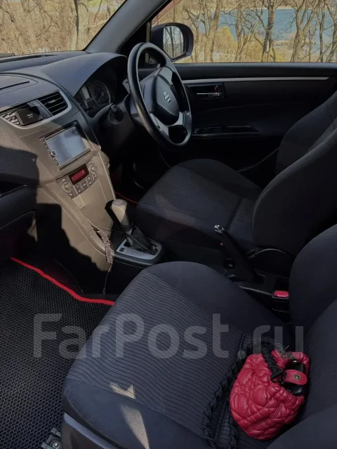 Suzuki Swift. ��������, ��������, 1.0 (91��.�.), ������, 204 000����. �� ����