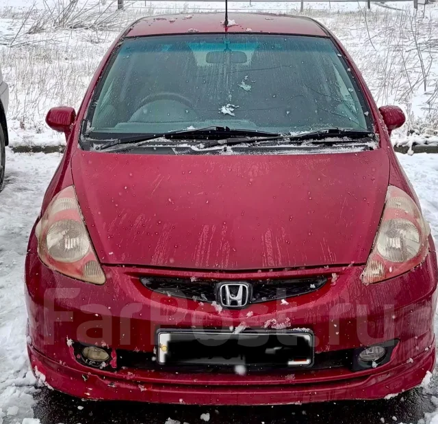 Honda Fit. �������, ��������, 1.3 (88��.�.), ������, 240 000����. �� ����
