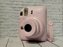 Fujifilm Instax Mini 12. ���: ��� ���� ����