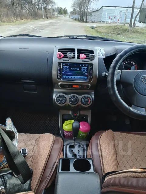 Toyota ist. ��������, ��������, 1.5 (98��.�.), ������, 219 000����. �� ����