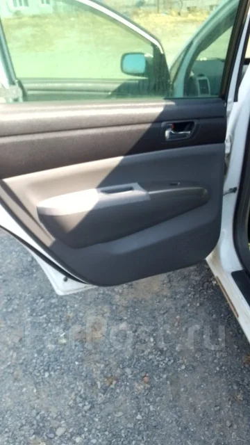 Toyota Prius. �������, ��������, 700 000����. �� ����