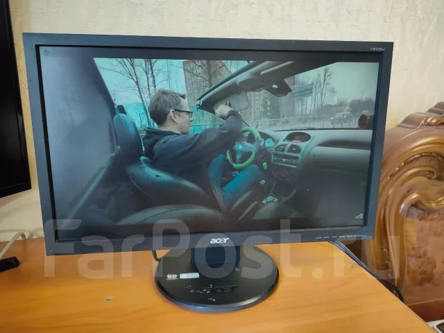 Acer. 20", ���������� �� (LCD, LED, QLED) ����