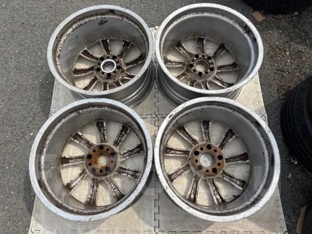 Lorinser. 9.5/8.5x19", 5x112, ET38/38, �� 82���. ����