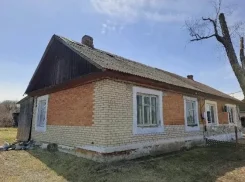 � ������� 1/2 ���� � � ����������. �-� ������������ ����� � ����������, ��� 40.1��&sup2;, ������� 22.8����., ���, ����: �������, ������������� 15 ���....