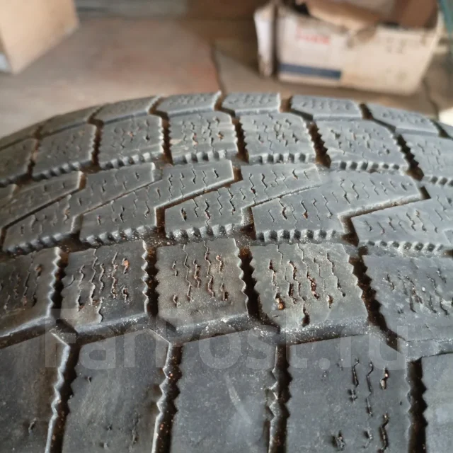 Yokohama Guardex F720. �����������, �/�, ����� 40 % ����