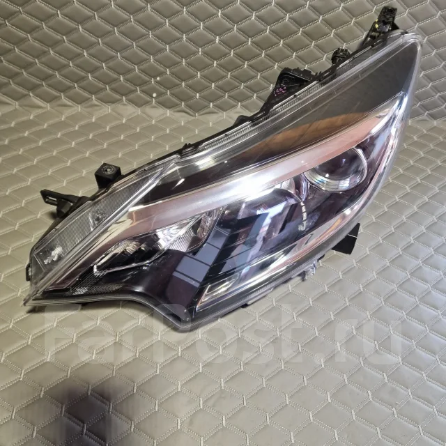 ���� ����� Nissan Note E12 1933 1933 ����