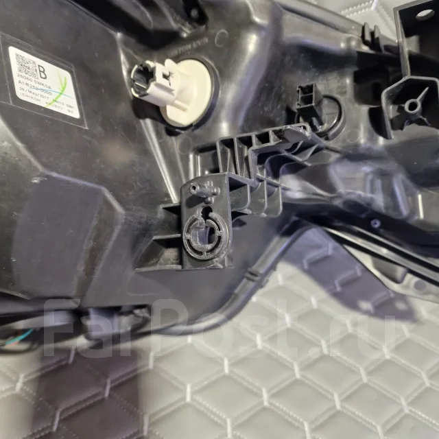 ���� ����� Nissan Note E12 1933 1933 ����
